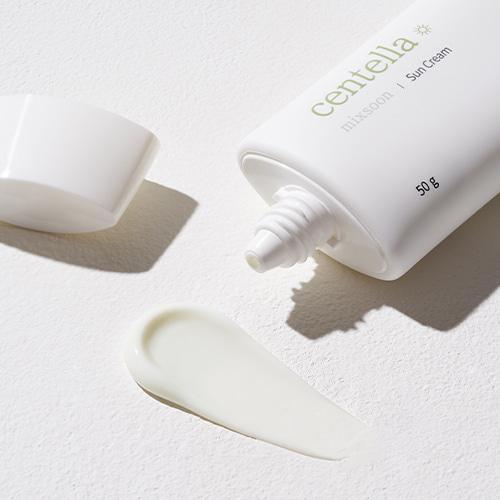 Mixsoon - Centella Suncream SPF 50+ PA++++ (Protezione Solare Calmante)