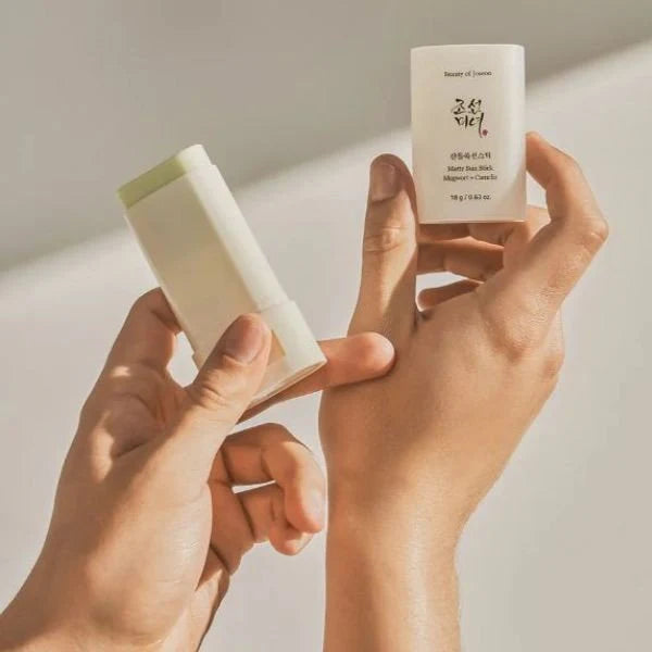 Beauty of Joseon – Sun Stick Opacizzante Mugwort & Camelia SPF 50+ | 18g